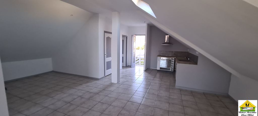 Appartement F2 SAINT PIERRE 790€ Cabinet Immobilier Saint Michel Appartement F2 SAINT PIERRE 790€ Cabinet Immobilier Saint Michel