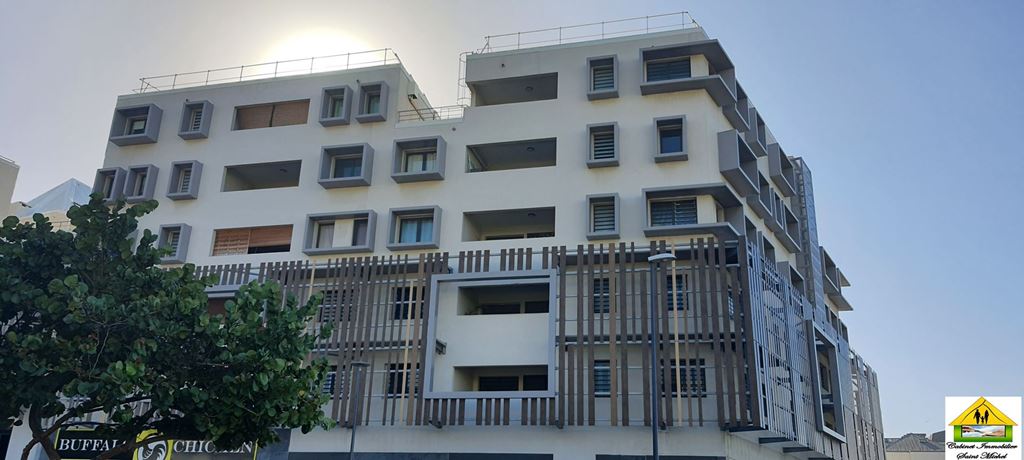 Appartement F3 SAINT DENIS 791.38€ Cabinet Immobilier Saint Michel Appartement F3 SAINT DENIS 791.38€ Cabinet Immobilier Saint Michel