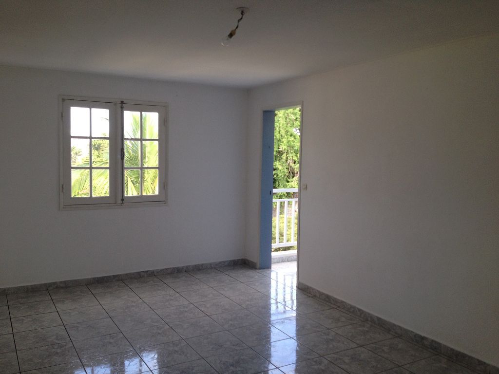 Appartement T3 SAINT LOUIS 675€ Cabinet Immobilier Saint Michel Appartement T3 SAINT LOUIS 675€ Cabinet Immobilier Saint Michel
